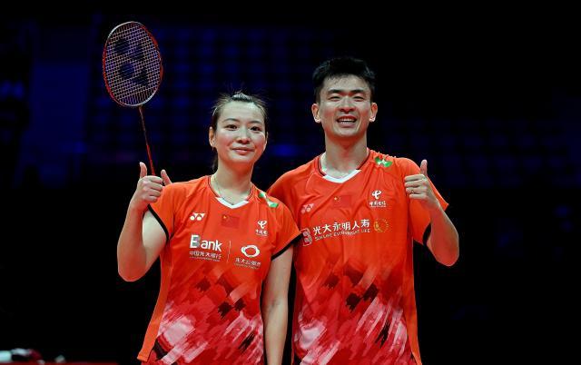 V体育官方网站-羽联年终总决赛“雅思”赢首胜 石宇奇两连胜